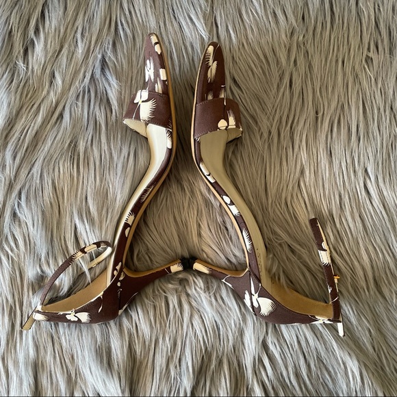 GUCCI orchid print ankle strap heels - Picture 4 of 15